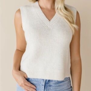 Gentle Fawn Peyton V Neck Sweater Vest Size Small